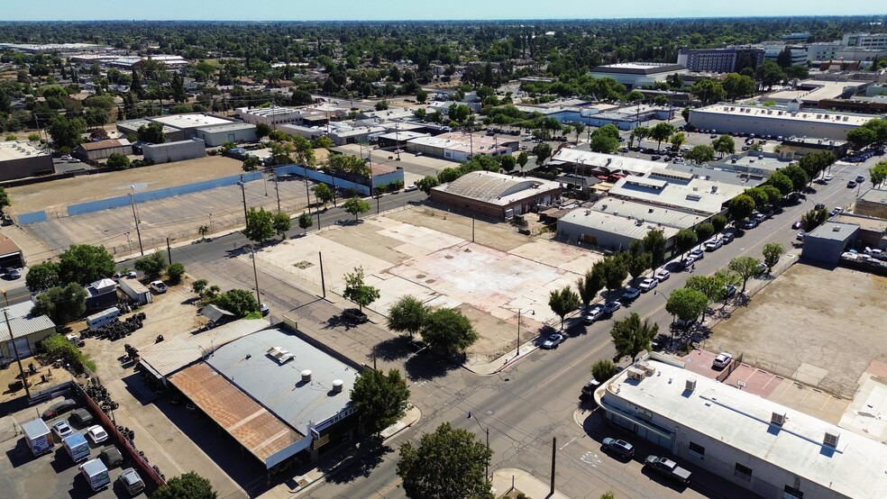 More Photos Of 615 E Main St, Visalia Land For Sale