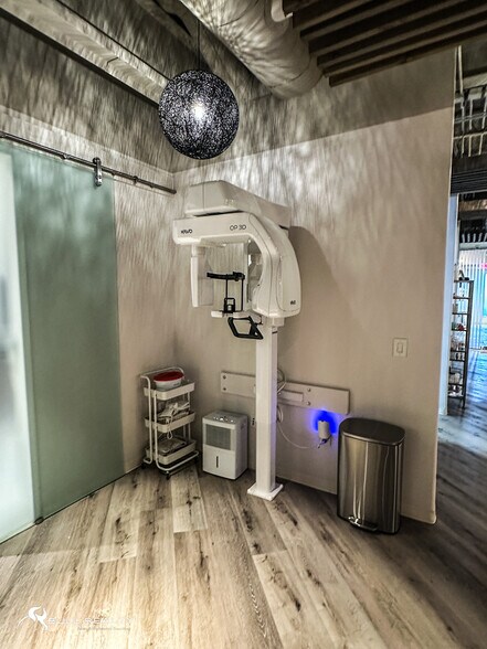 More Photos Of 664 N Highland Ave NE, Atlanta Freestanding For Sale