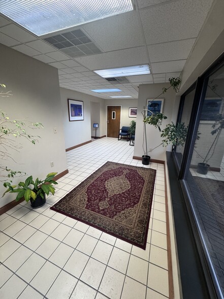 More Photos Of 7086 Corporate Way, Dayton Office For Lease