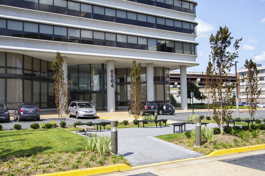 More Photos Of 6564 Loisdale Ct, Springfield Office For Sale