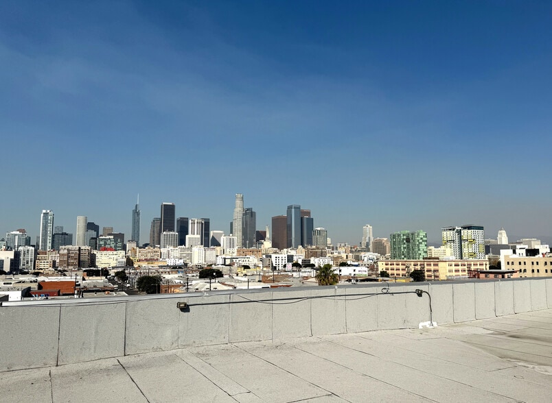 More Photos Of 746-756 Ceres Ave, Los Angeles Warehouse For Lease