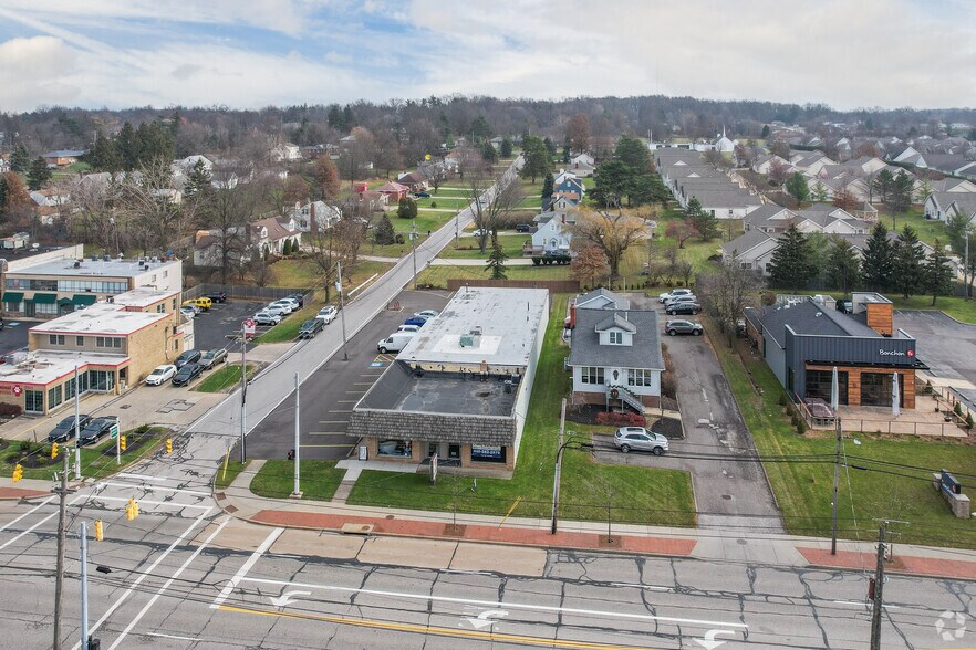 More Photos Of 7565 Broadview Rd, Seven Hills Storefront Retail Office For Lease