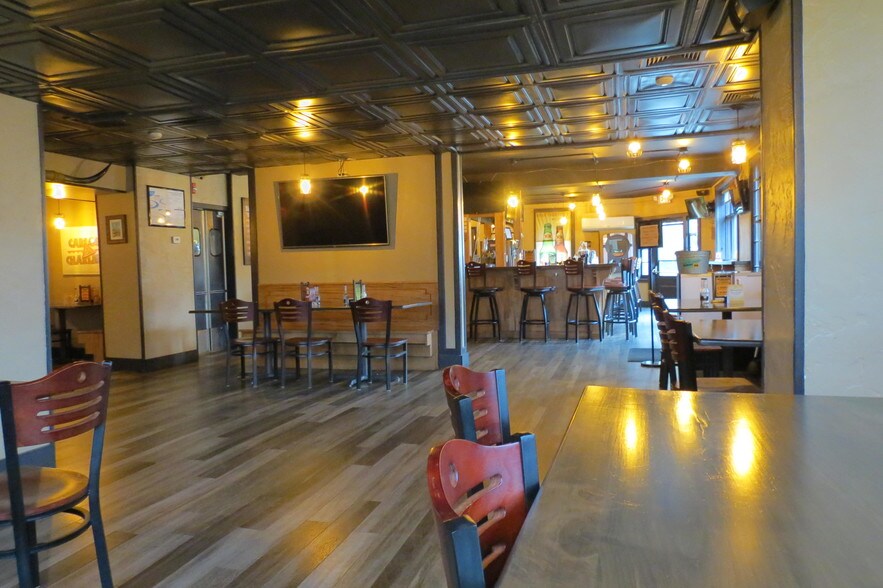 More Photos Of 2309 Columbia Ave, Lancaster Restaurant For Sale