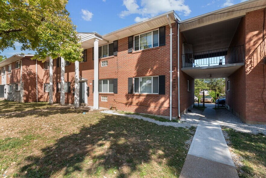 More Photos Of , Saint Louis Multifamily For Sale