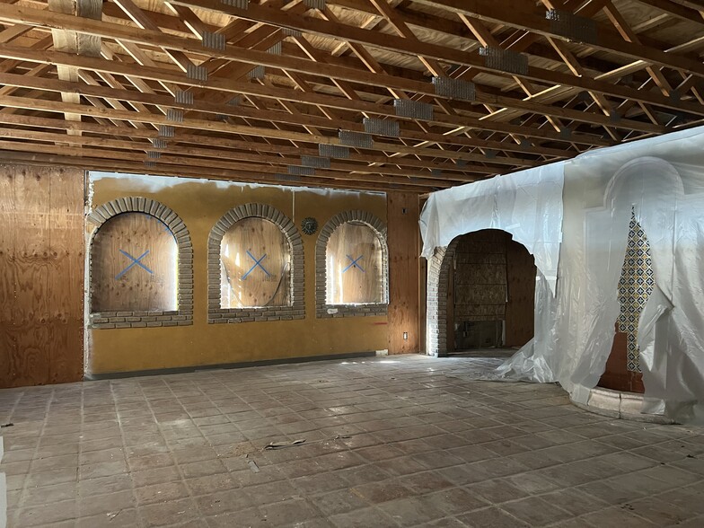 More Photos Of 13414 Ramona Blvd, Baldwin Park Storefront For Lease