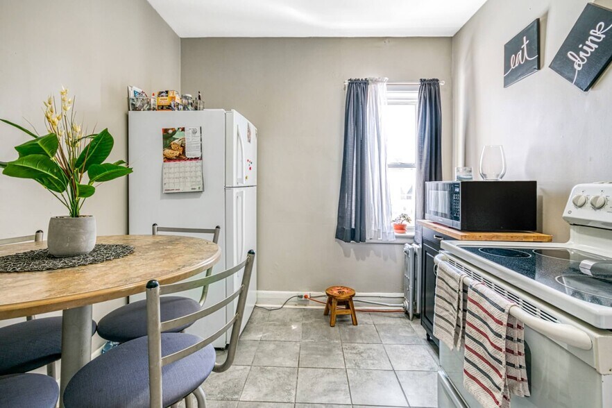 More Photos Of 375-377 Laforest Av, Sudbury Apartments For Sale