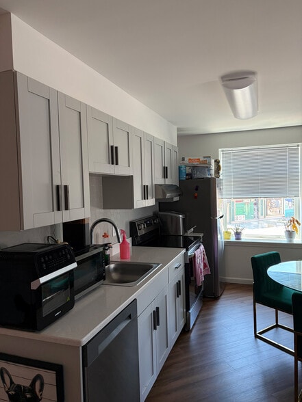 More Photos Of 200 Hamilton Ave, Trenton Apartments For Sale