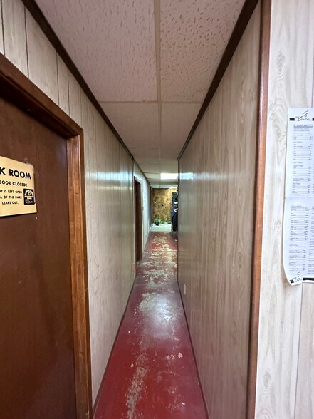 More Photos Of 388 Highway 62 E, Salem Warehouse For Sale