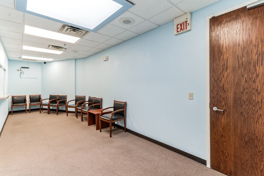 More Photos Of 4106 W Lake Mary Blvd, Lake Mary Medical For Lease