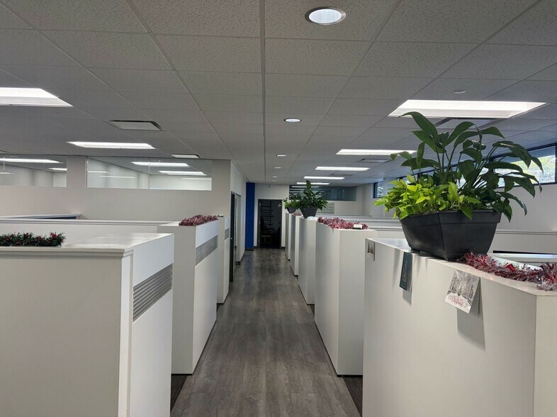 More Photos Of 2126 Defoors Ferry Rd NW, Atlanta Office For Sale