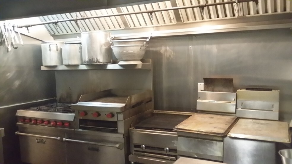 More Photos Of 270 Onset Ave, East Wareham Restaurant For Sale