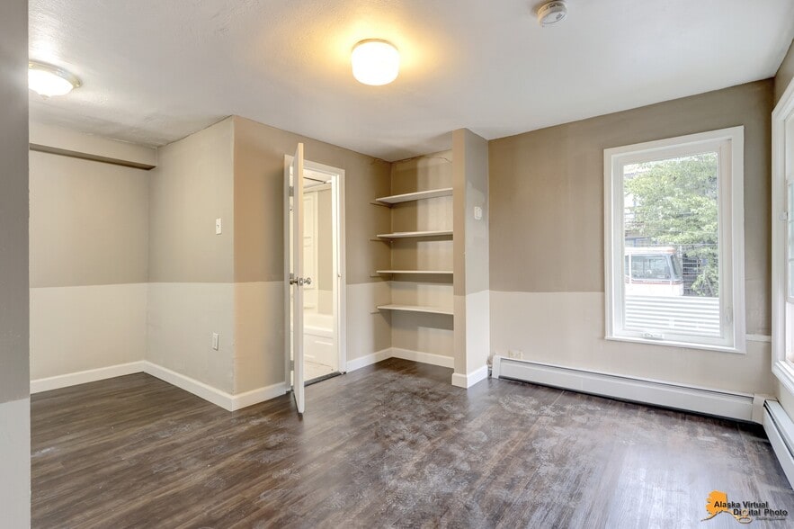 More Photos Of 1335 Hyder St, Anchorage Apartments For Sale