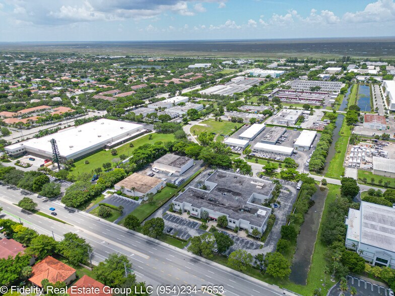 More Photos Of 3650 Coral Ridge Dr, Coral Springs Light Manufacturing For Sale