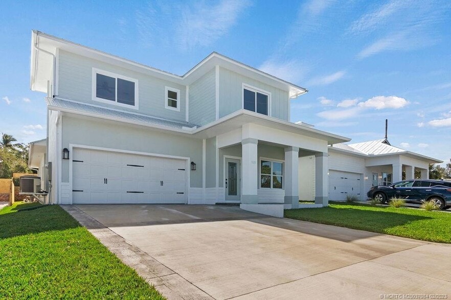 More Photos Of 1960 NE Dixie Hwy, Jensen Beach Apartments For Sale
