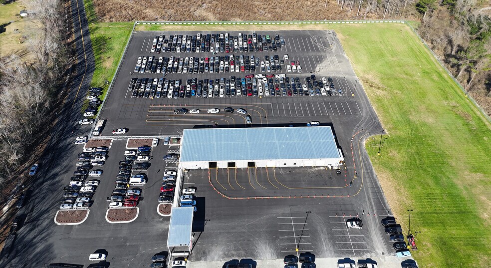 More Photos Of 169 Auction Dr, Rocky Point General Retail For Sale