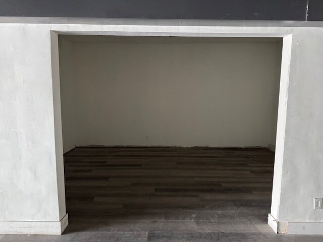 More Photos Of 22516 Ventura Blvd, Woodland Hills Freestanding For Sale
