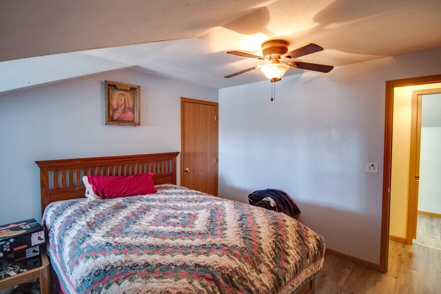 More Photos Of 15281 IL-109, Dow Specialty For Sale