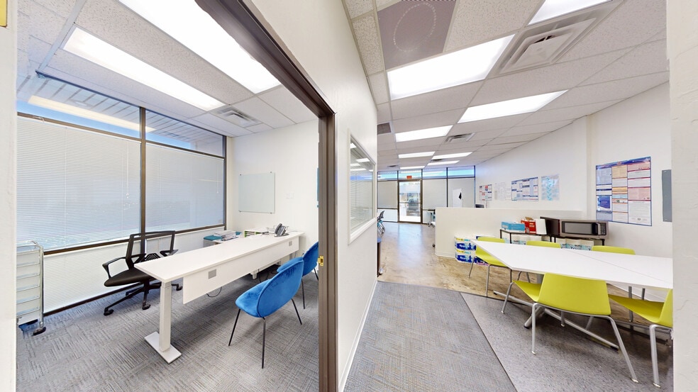 More Photos Of 1833 W Main St, Mesa Office For Lease