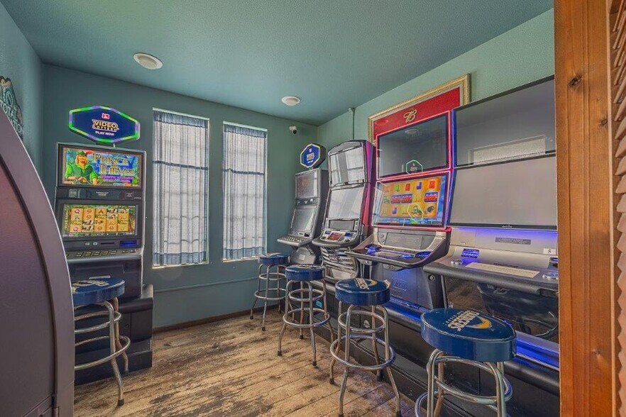 More Photos Of 3030 Oregon Ave, Bandon Restaurant For Sale