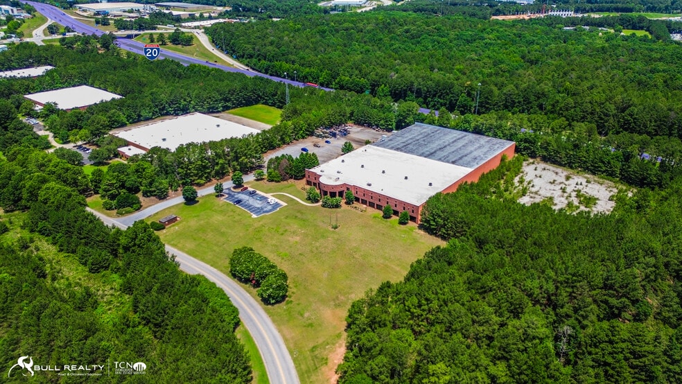 More Photos Of 14290 Lochridge Blvd, Covington Distribution For Lease