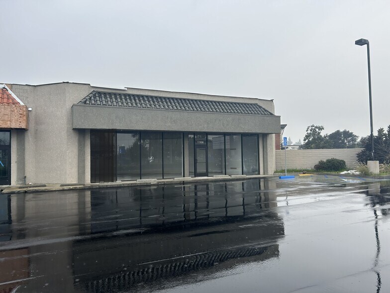 More Photos Of 11938-11940 South St, Artesia Unknown For Lease