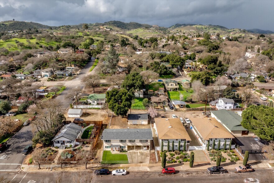 More Photos Of 2219 Oak St, Paso Robles Multifamily For Sale