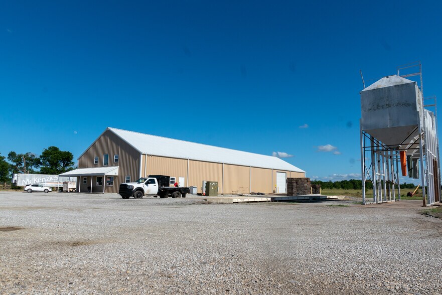 More Photos Of HWY 60 444739 US-60 Hwy, Vinita Freestanding For Sale