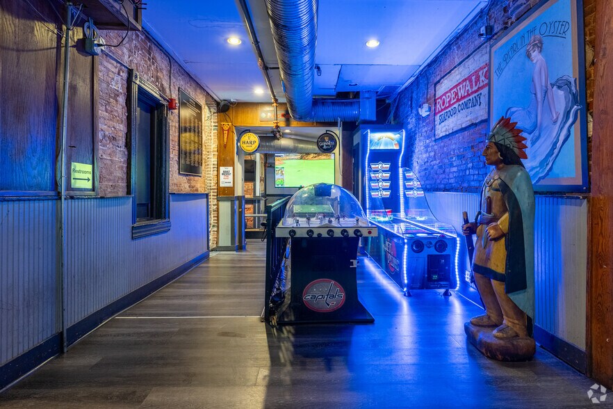 More Photos Of 1209 S Charles St, Baltimore Bar For Sale