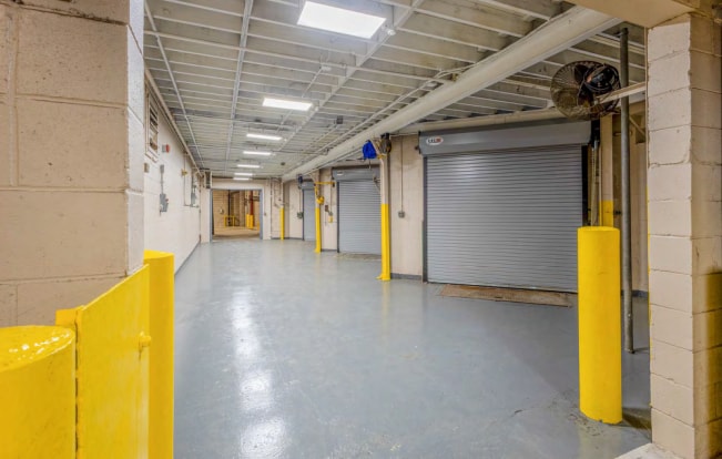 More Photos Of 60 Chase St, Methuen Distribution For Lease