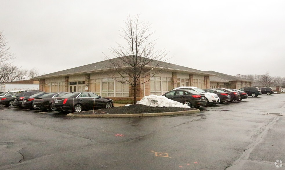 More Photos Of 31320 solon Rd, Solon Office For Sale
