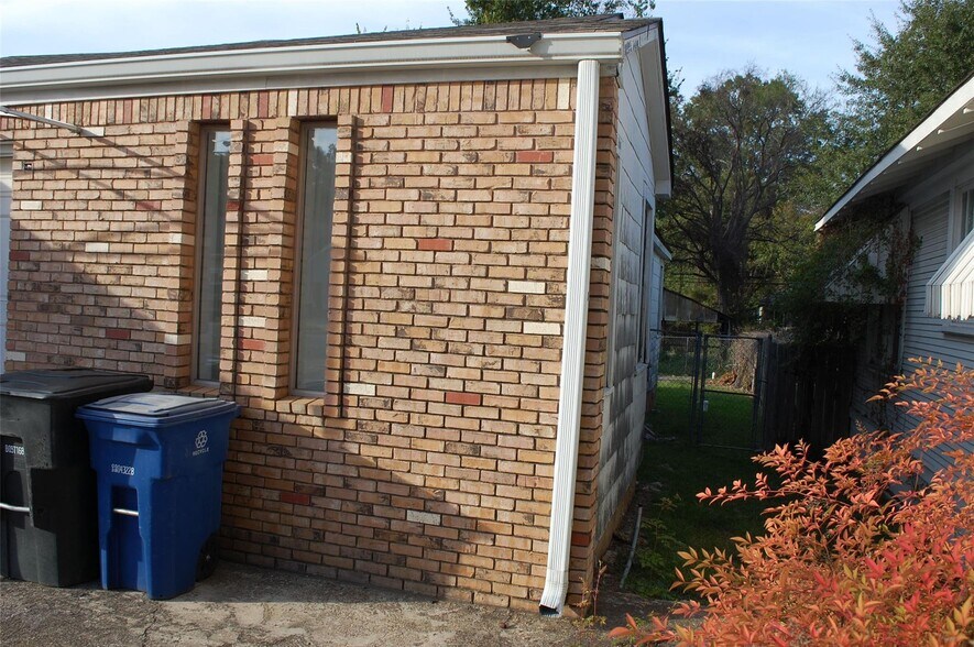 More Photos Of 426 Kings Hwy, Shreveport Office For Sale