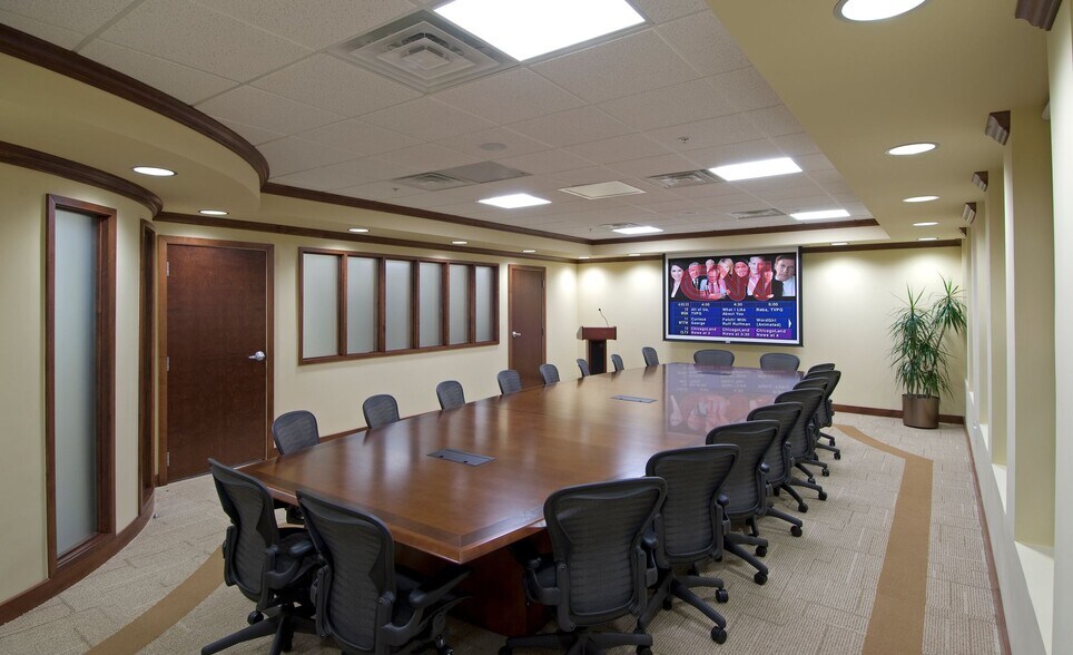 More Photos Of 40 Media Dr, Queensbury Office For Lease