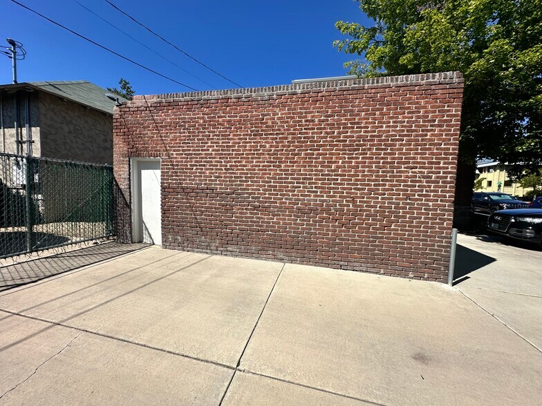 More Photos Of 604 Lander St, Reno Office Residential For Sale