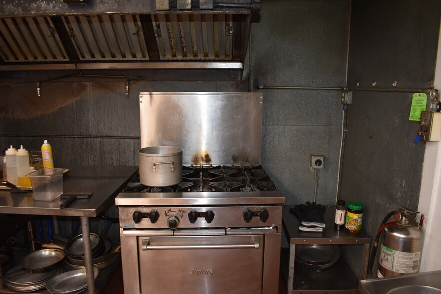 More Photos Of 6136 Tilghman Island Rd, Tilghman Restaurant For Sale
