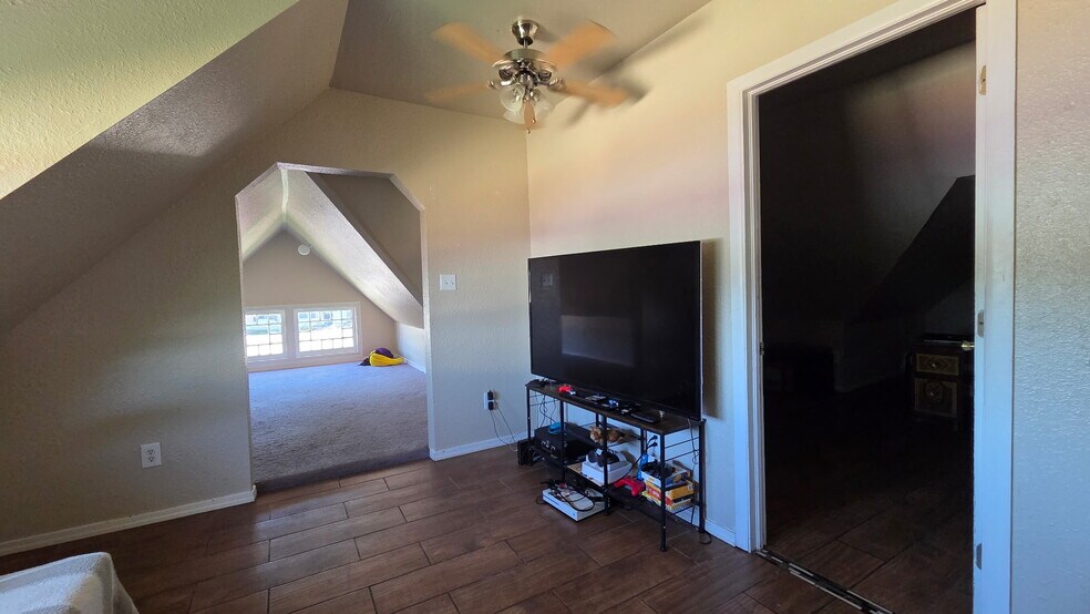 More Photos Of 616 W 10th St, Pueblo Apartments For Sale