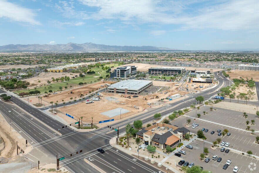 More Photos Of 15150 W Park Pl, Goodyear Office For Lease