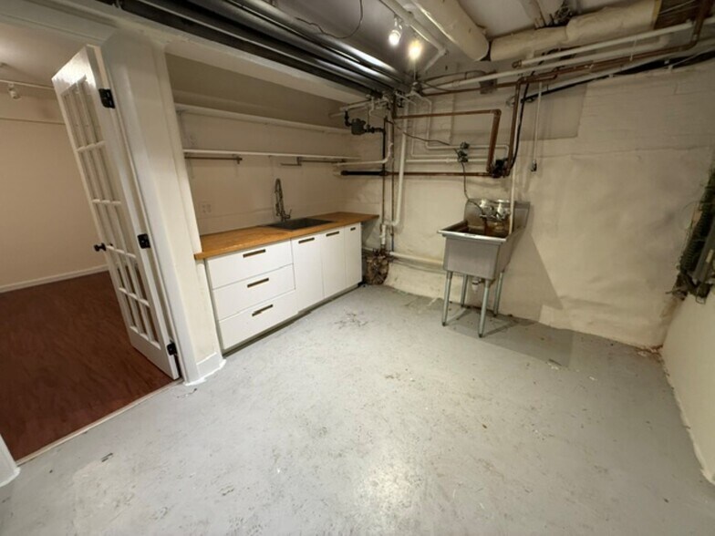 More Photos Of 229-235 Harvard St, Brookline Loft Creative Space For Lease