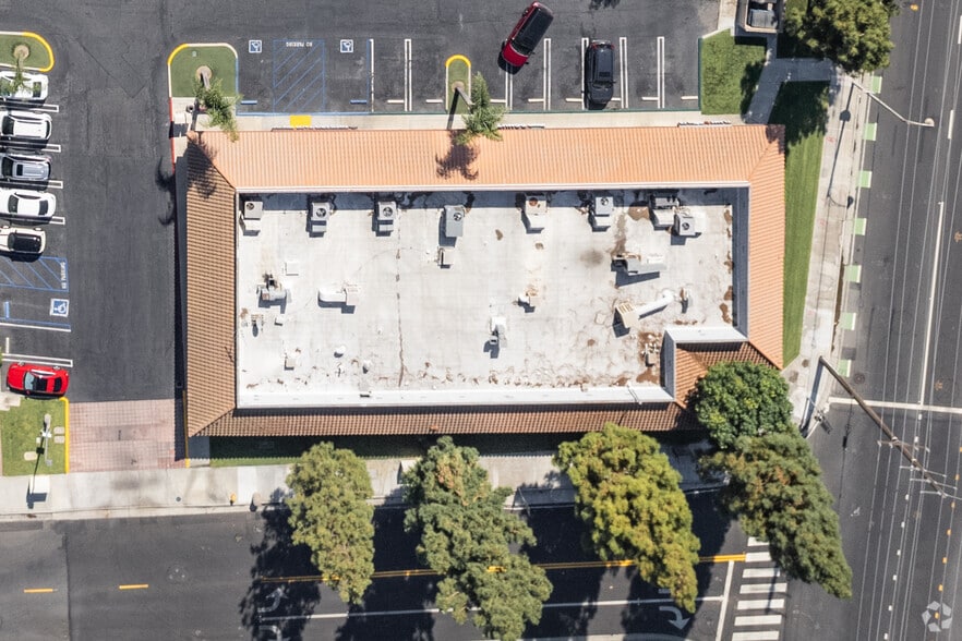 More Photos Of 2001-2099 E Orangethorpe Ave, Placentia Unknown For Lease