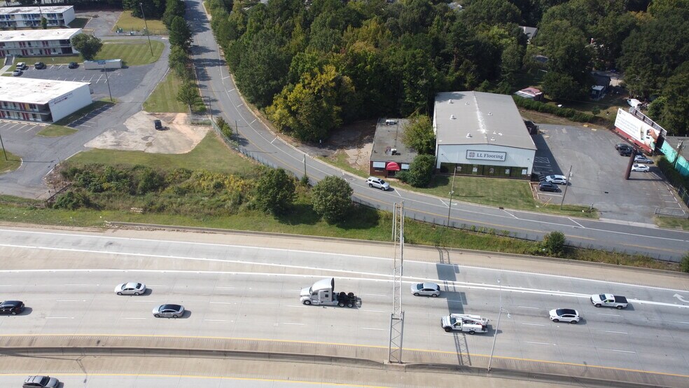 More Photos Of 1130 Thomasboro Dr, Charlotte Warehouse For Lease