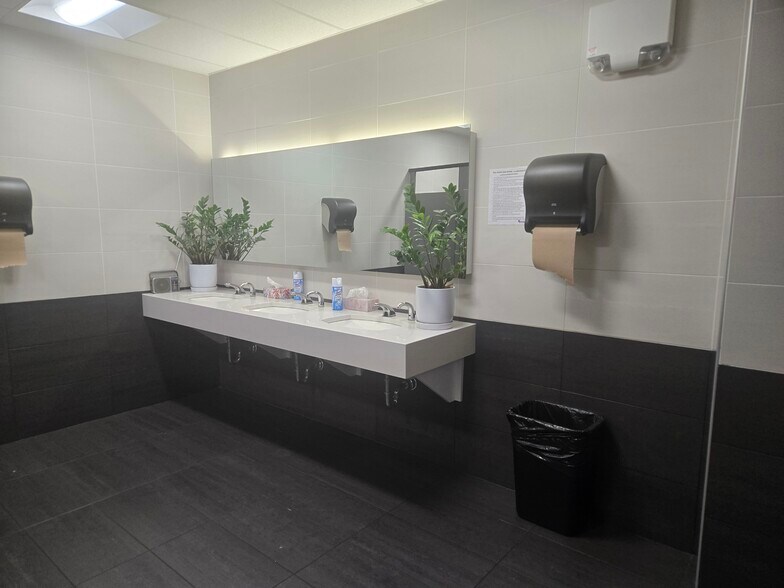 More Photos Of 5201 44 St, Bonnyville Industrial For Sale