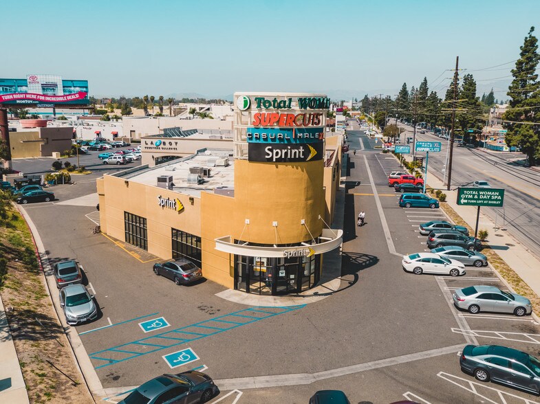 More Photos Of 19424 Nordhoff St, Northridge Storefront For Sale