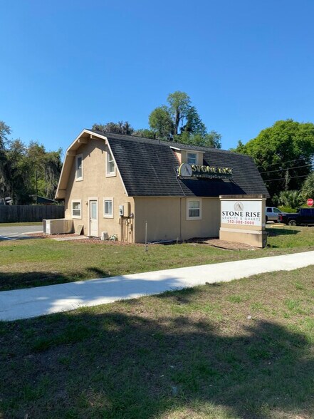 More Photos Of 5205 County Road 171, Wildwood Office For Sale