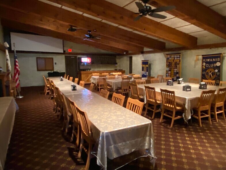 More Photos Of 814 E Highway 60, Monett Restaurant For Sale