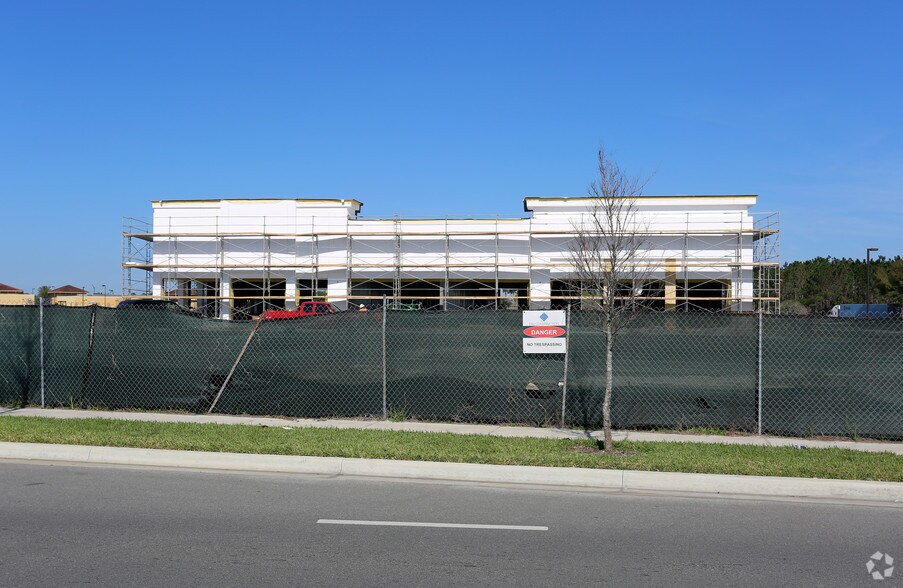 More Photos Of 5901 Hazeltine National Dr, Orlando Unknown For Lease