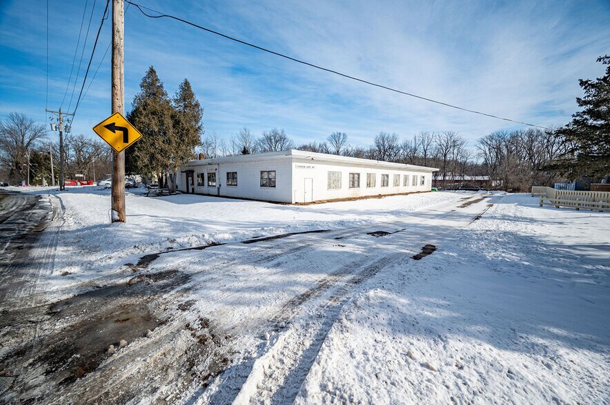 More Photos Of 608 Clark St, River Falls Warehouse For Sale