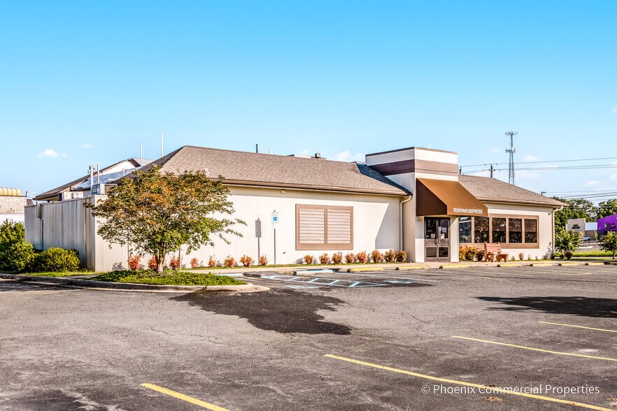 Primary Photo Of 2610 S Horner Blvd, Sanford Restaurant For Sale