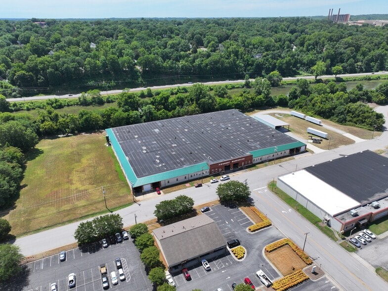 More Photos Of 301 Trade St, Danville Warehouse For Sale