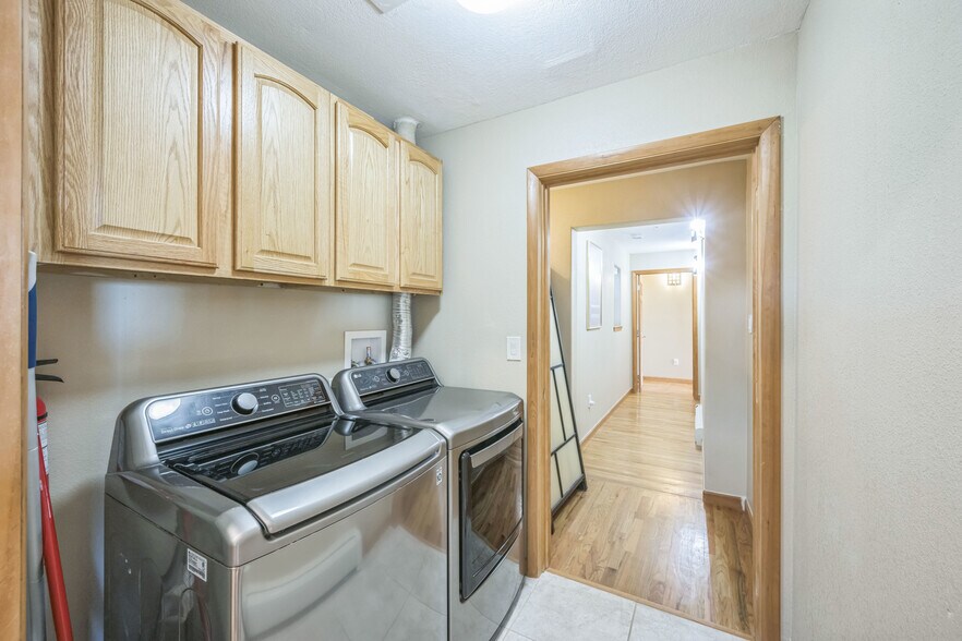 More Photos Of 5380 N Lariat Dr, Castle Rock Specialty For Sale