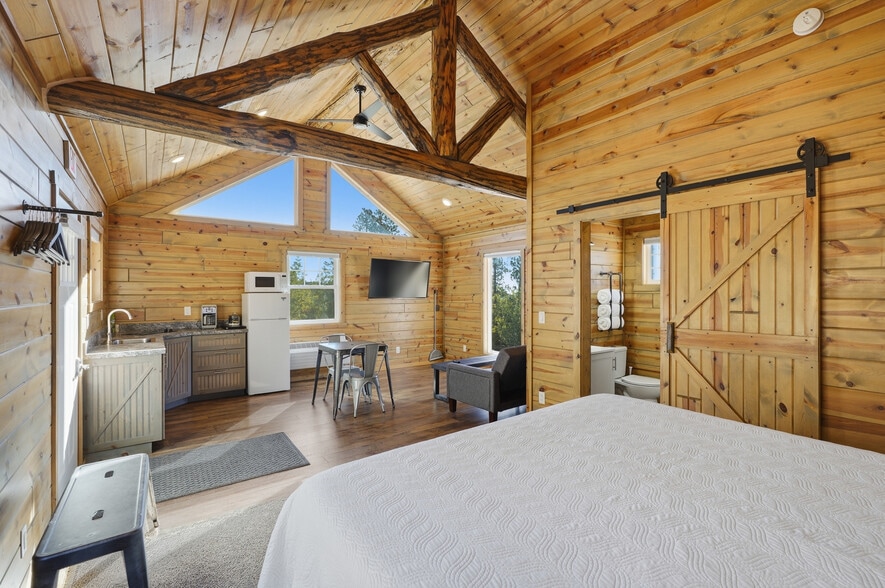 More Photos Of 13310 Silver Mountain Rd, Rapid City Hospitality For Sale