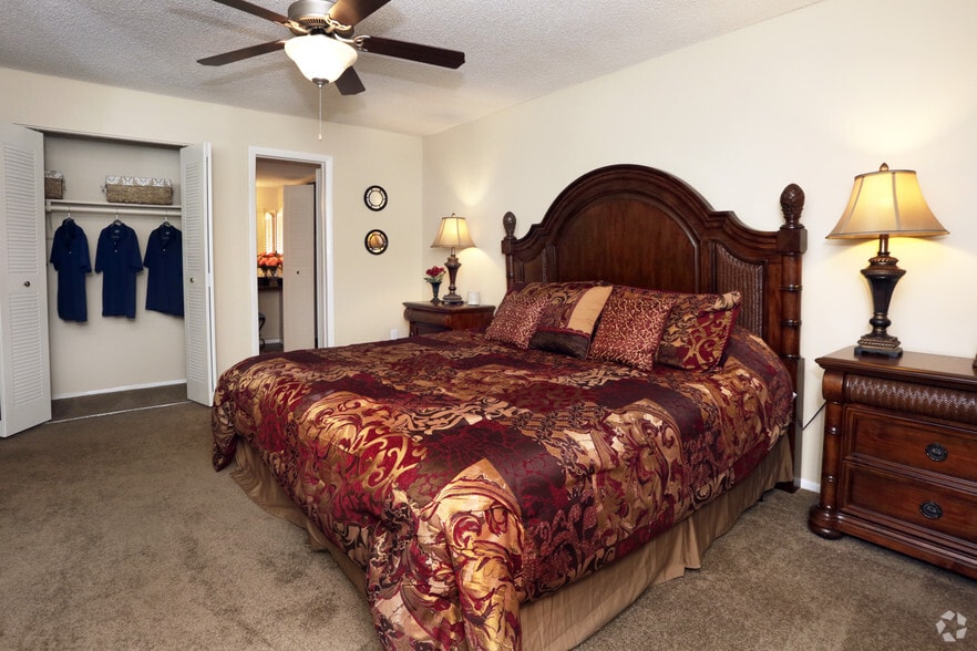 More Photos Of 5473 27th St S, Saint Petersburg Apartments For Sale